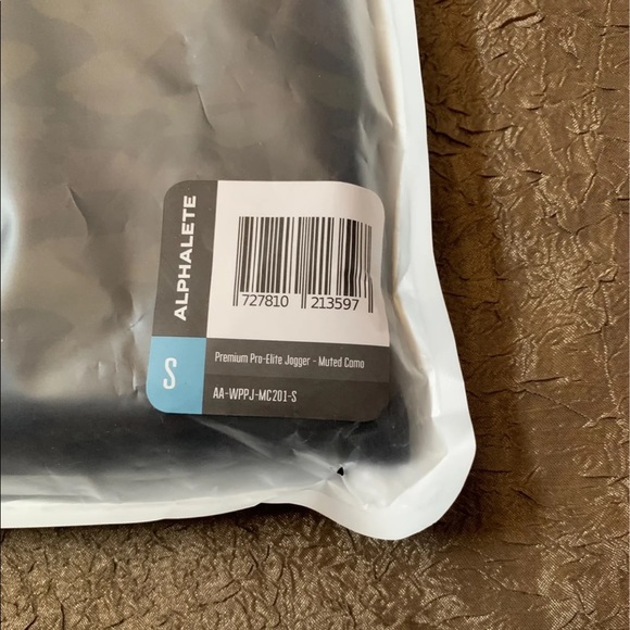 Alphalete Premium Pro-Elite Jogger Muted Camo - Picture 9 of 10